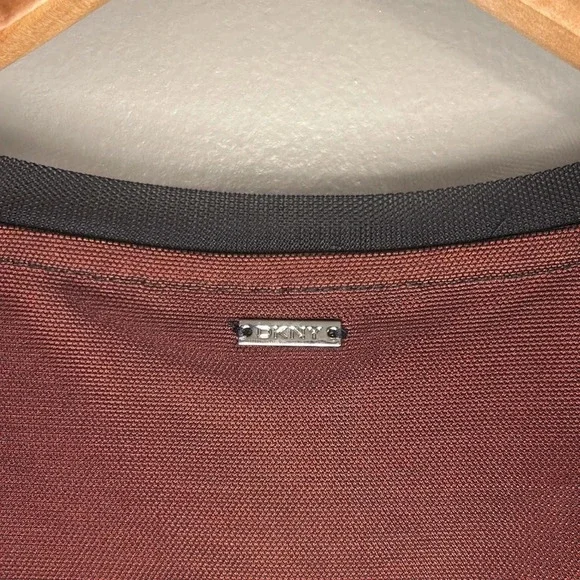 *NWT* DKNY Top with Twist Front and Mesh Overlay in Navy/Russet, S, Blue, Orange - Picture 10 of 10